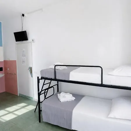 Otel Aloha Dipendenza Silvie Rose