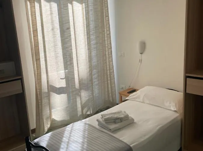 Aloha Dipendenza Silvie Rose 切塞纳蒂科