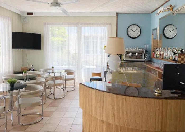 Aloha Dipendenza Silvie Rose Otel Cesenatico