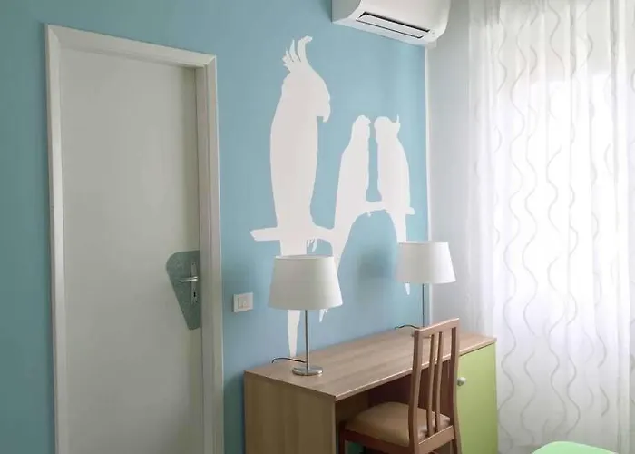 Aloha Dipendenza Silvie Rose 2* 切塞纳蒂科