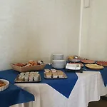 Aloha Dipendenza Silvie Rose Hotel