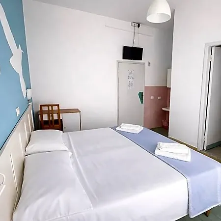 Hotel Aloha Dipendenza Silvie Rose 2*
