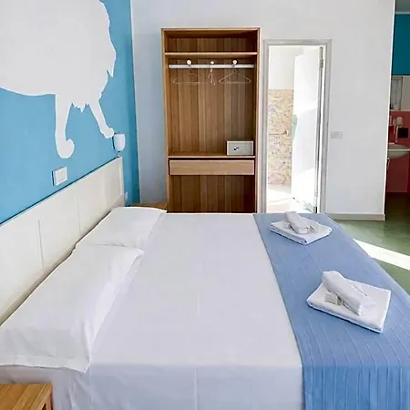 Hotel Aloha Dipendenza Silvie Rose 2*