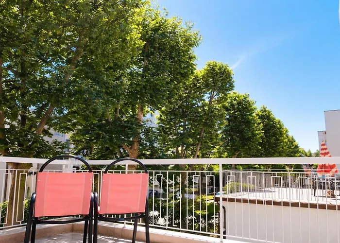 Otel Aloha Dipendenza Silvie Rose Cesenatico